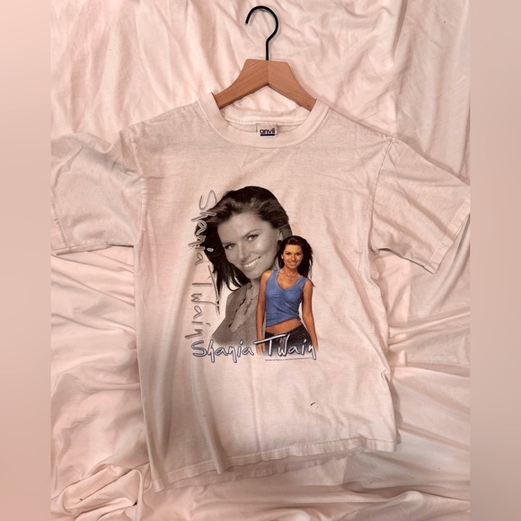Shania Twain “Up!” 2003 Tour Shirt, Size Small - Picture 1 of 3